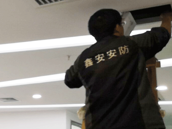 安排一套攝像頭遠程監控系統，怎么可以讓人這么安心