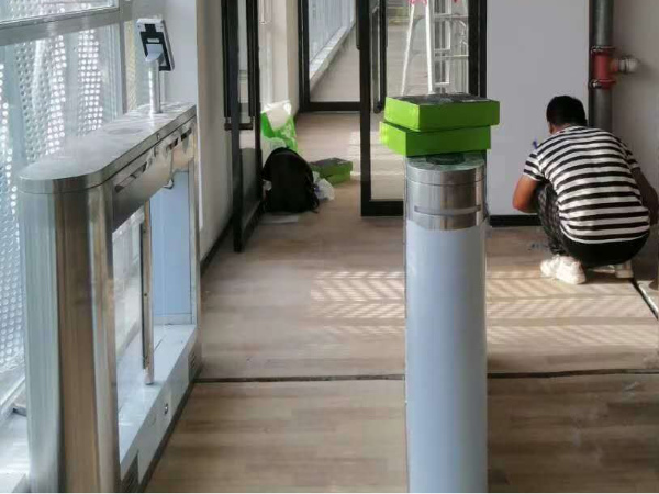 學校通道門禁系統怎么選擇？來看這里！