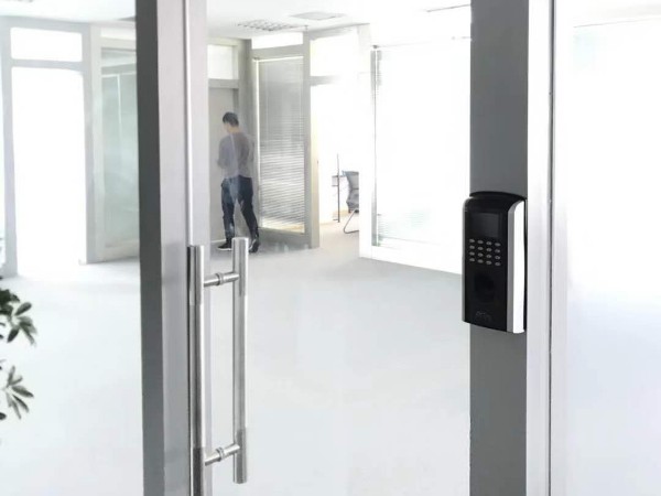 安全性價比高，當然離不開西安指紋鎖門禁系統公司——陜西鑫安安防